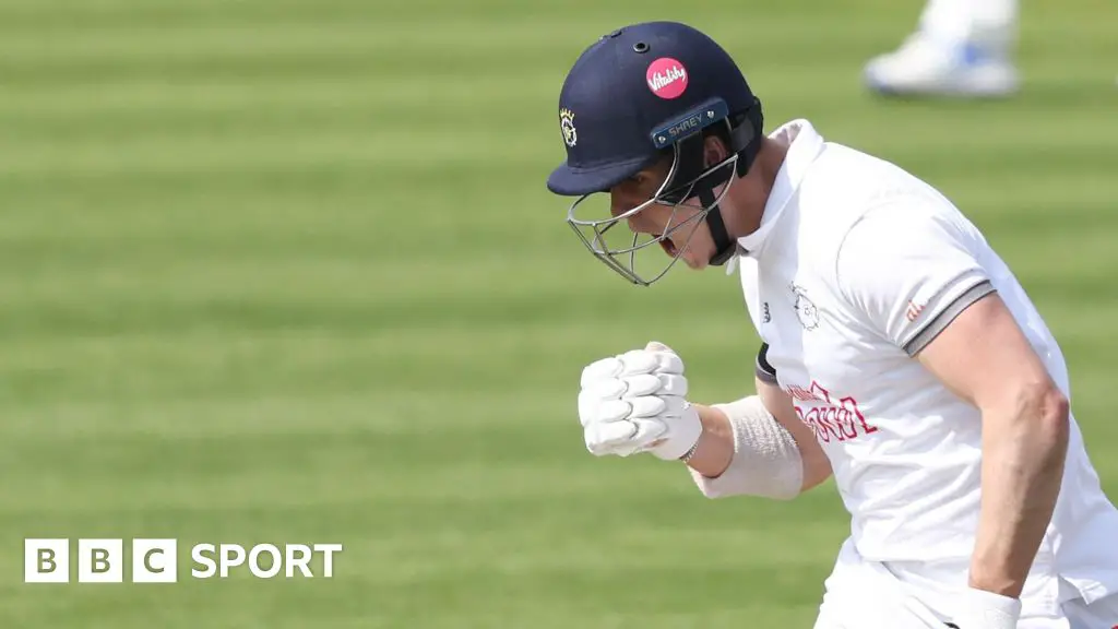 Hampshire v Durham: Ali Orr makes century for hosts on day one