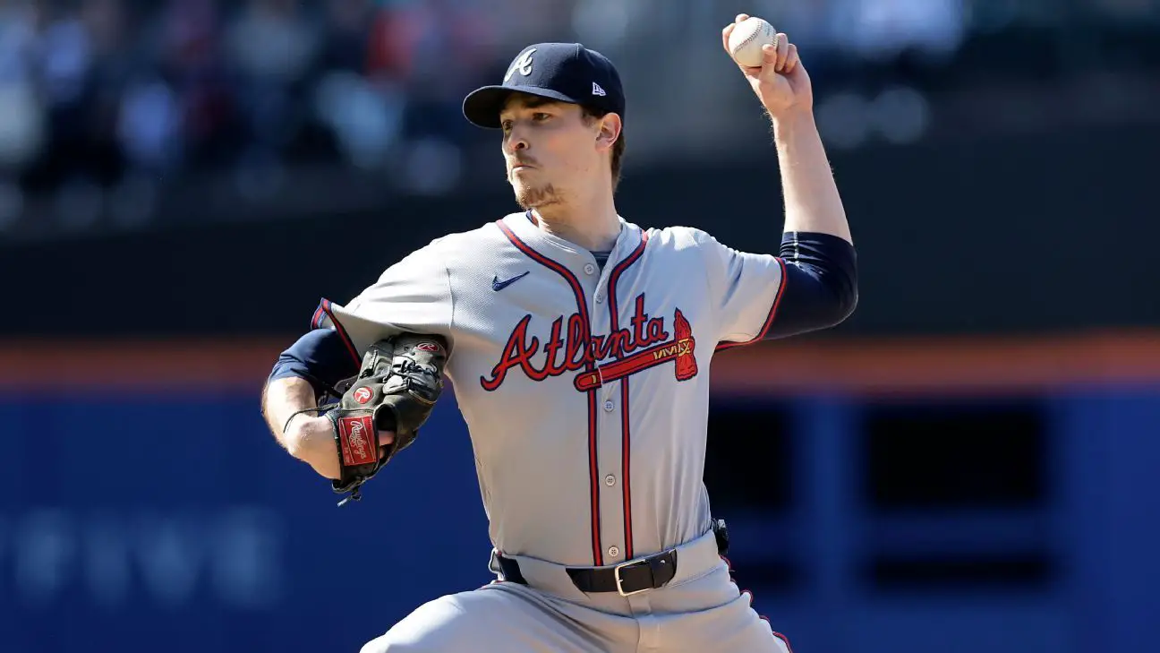 Braves fall 1 out short of combined no-hitter, still top Mets