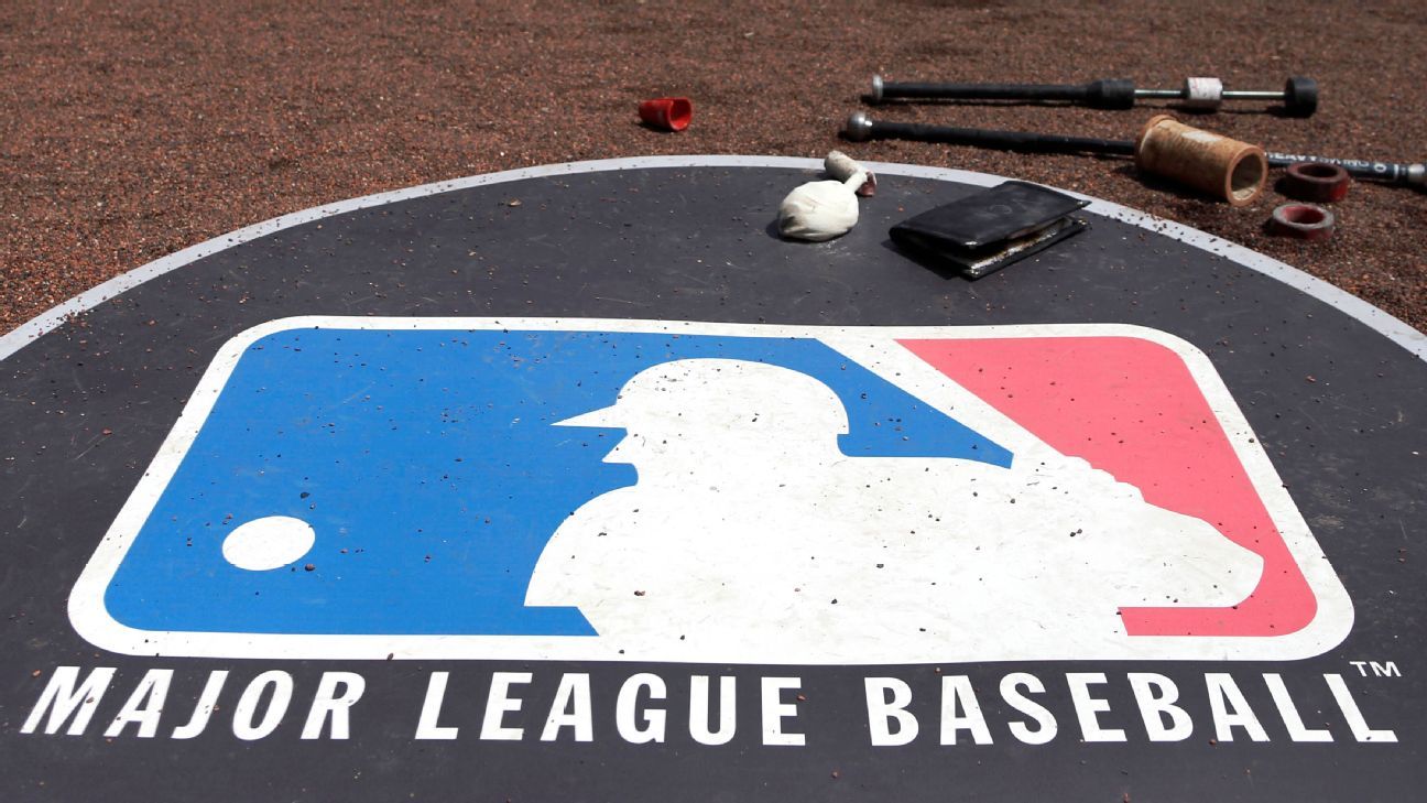 MLB agrees to multiyear contract with Roku for Sunday games