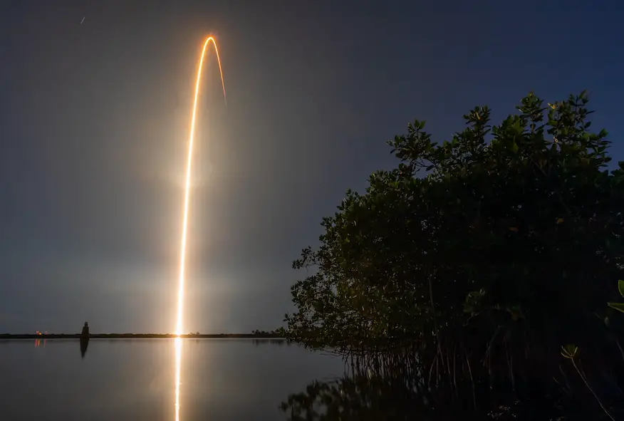 SpaceX reaches nearly 6,000 Starlink satellites on orbit following Falcon 9 launch from Cape Canaveral – Spaceflight Now