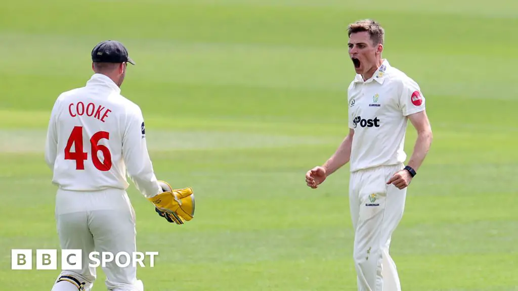 Gorvin grabs five-wicket haul as Glamorgan beat Sussex