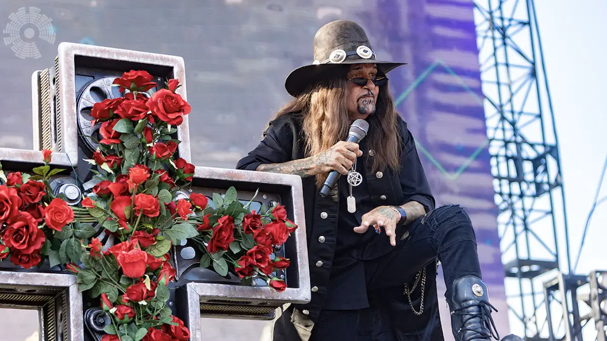 Ministry Dust Off Early Synth-Pop at Cruel World Fest: Watch