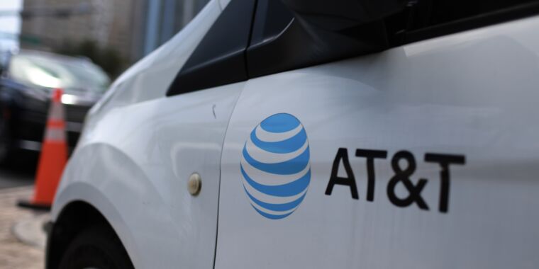 AT&T loses key ruling in attempt to escape Carrier-of-Last-Resort obligation