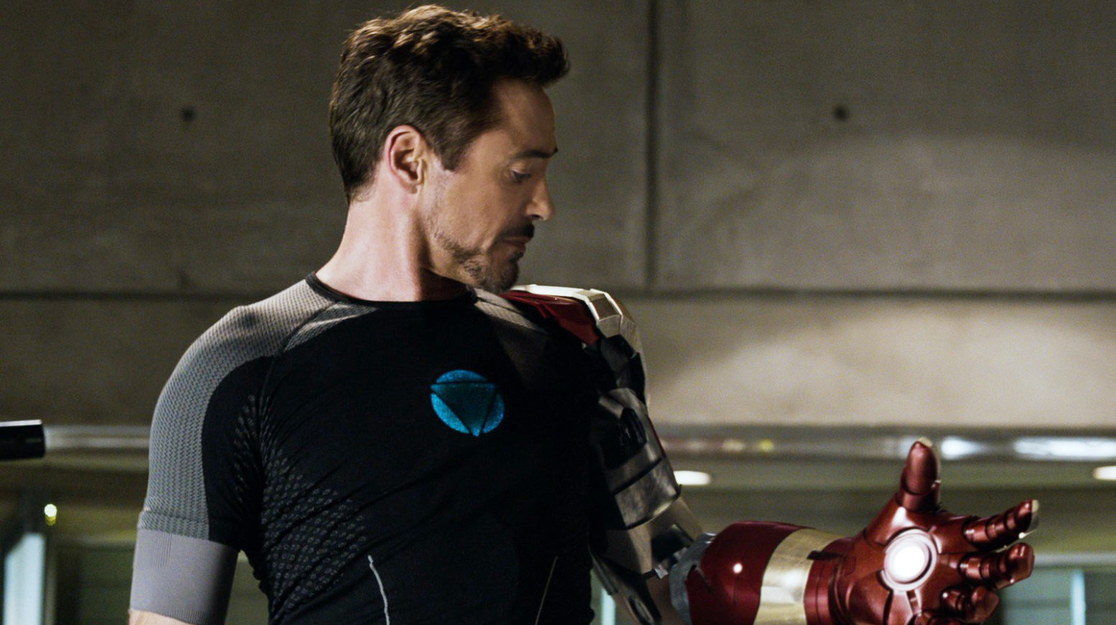 Robert Downey Jr. Invented A Whole ‘Language’ For Summoning Iron Man’s Suit