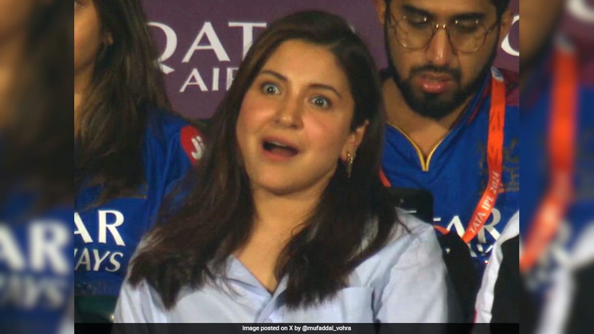 Anushka Sharma’s Reaction As Virat Kohli Survives Run Out Breaks The Internet