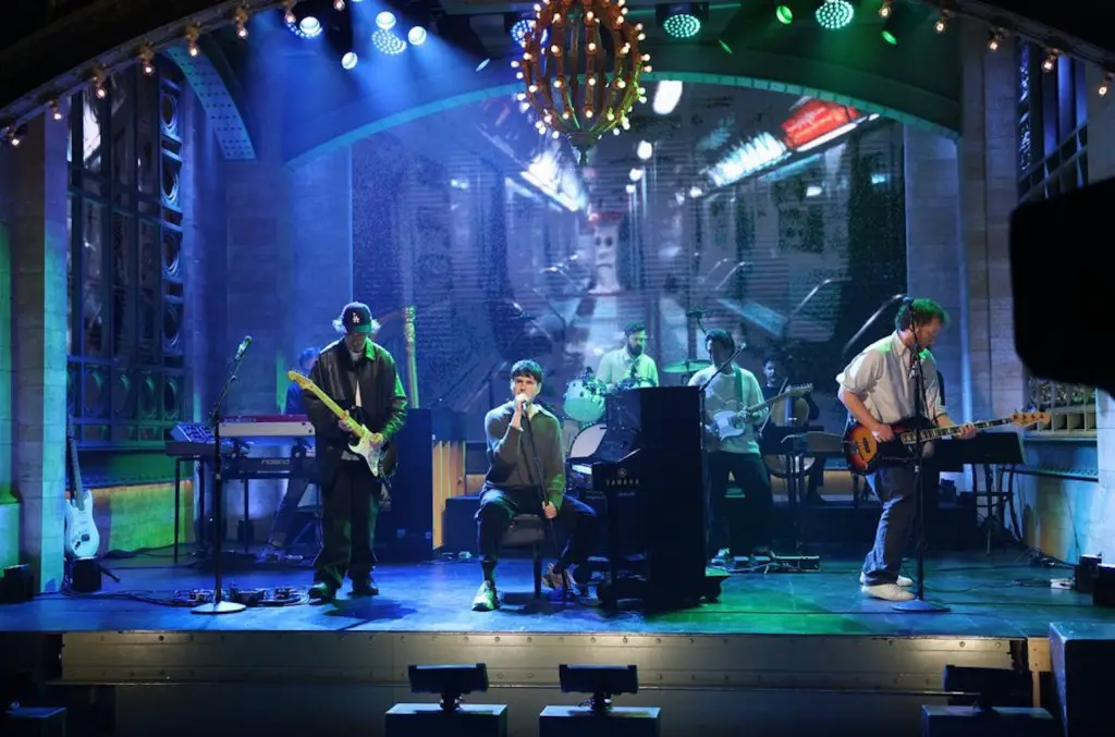 Vampire Weekend Performs ‘Gen-X Cops’ and ‘Capricorn’