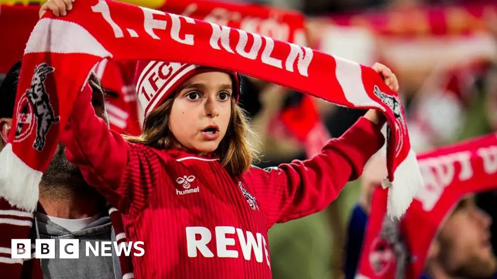 Why do these German football fans sing the Loch Lomond tune?