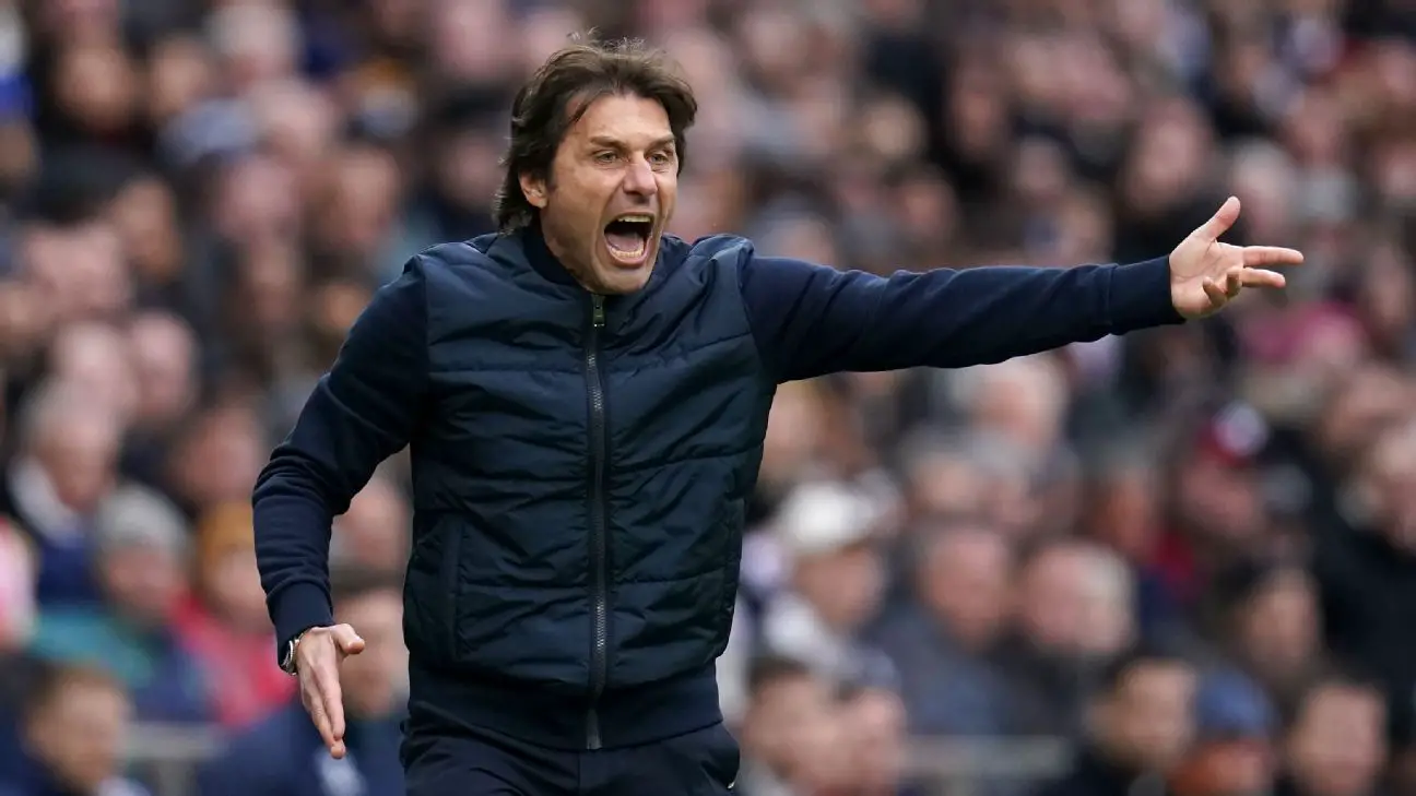 Napoli hire Antonio Conte after poor Serie A title defence