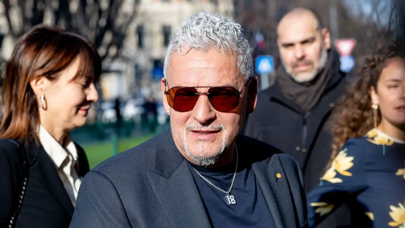 Ex-Italy star Roberto Baggio, family robbed at gunpoint