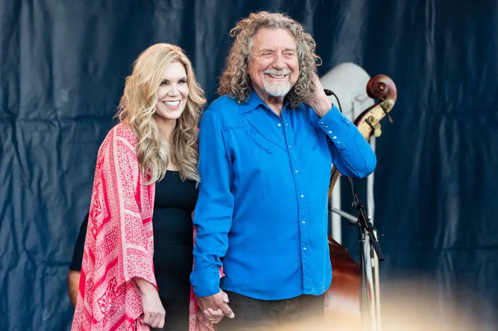 Robert Plant and Alison Krauss Release Live ‘When the Levee Breaks’