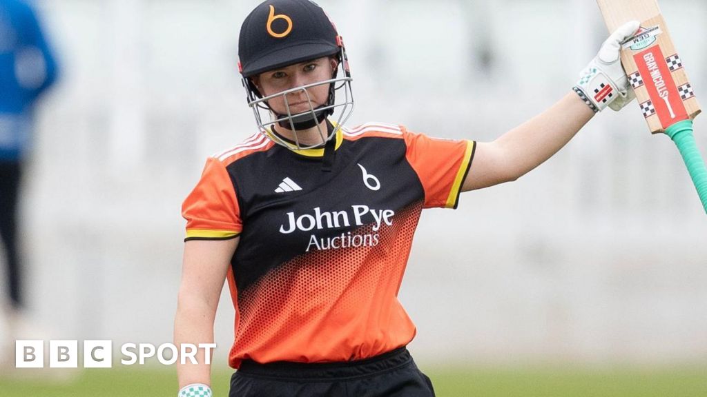 The Blaze make it eight wins out of eight in Charlotte Edwards Cup