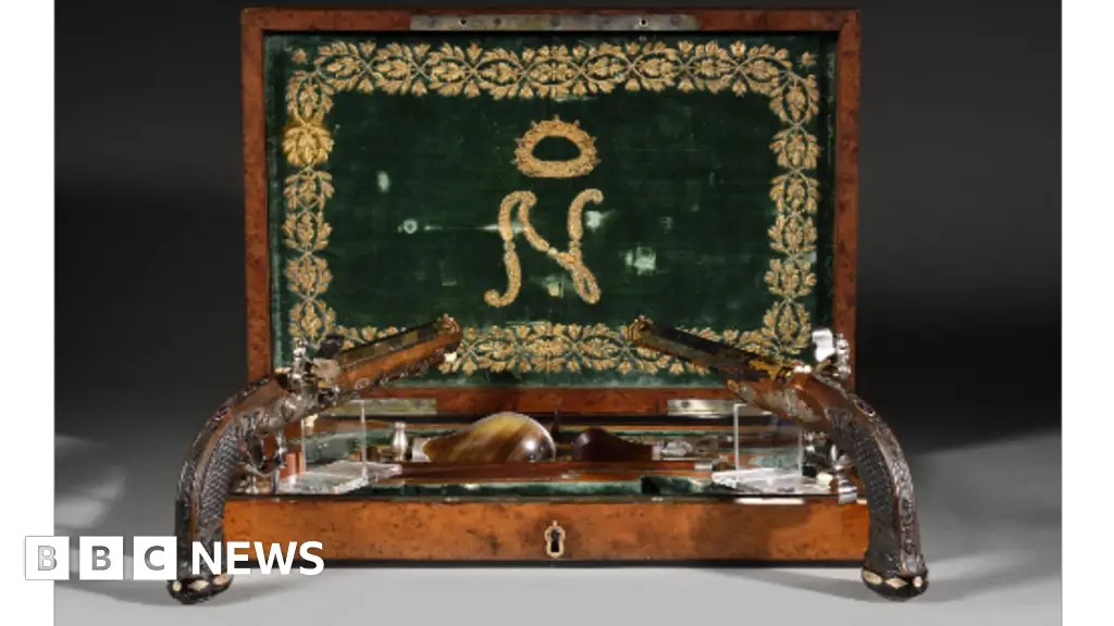 Pistols Napoleon meant to use to take his own life sell for €1.69m