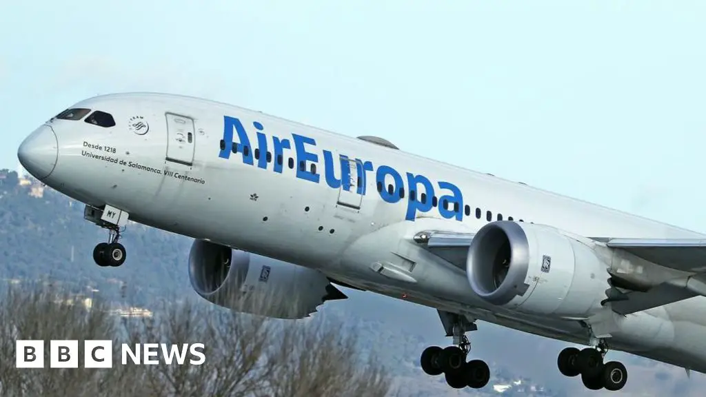 Plane diverted to Brazil after turbulence injures 30