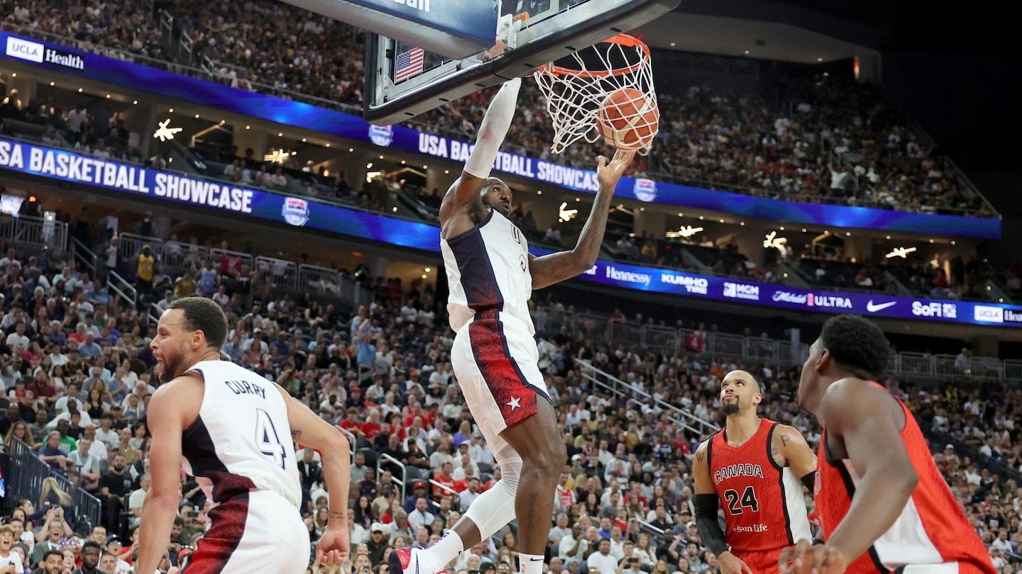 USA Basketball beats Canada with Barack Obama sitting courtside