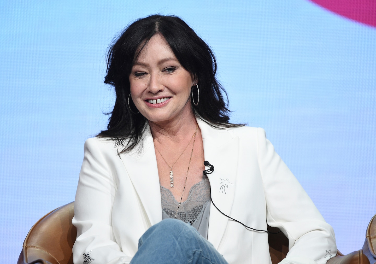 Shannen Doherty, a star of ‘90210’ and ‘Charmed,’ dies at 53