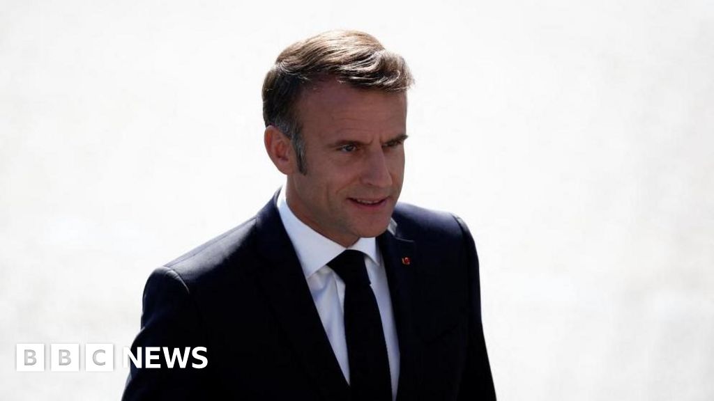 Macron says he won’t name government until after Olympics