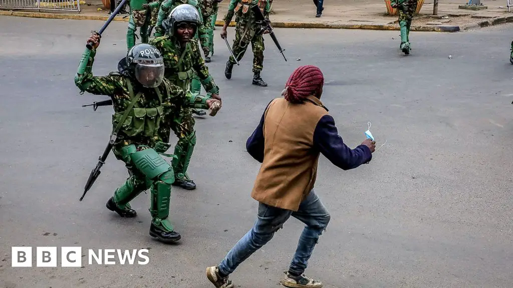 Kenyan court suspends police ban on protests in Nairobi