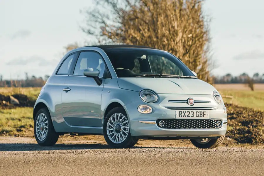 Fiat 500 hybrid gets second generation as drivers “turn back” on EVs