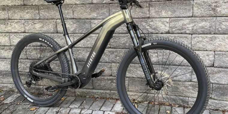 Aventon, a major e-bike maker, tries its hand with a hardtail