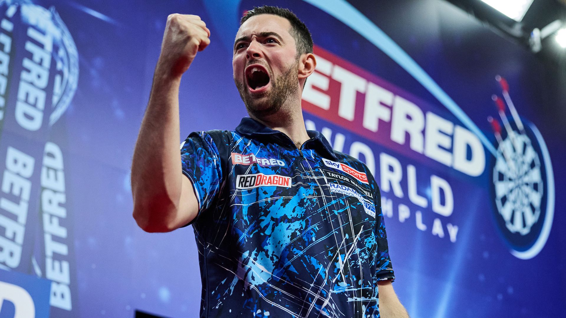 Lethal Humphries sets up Wade semi-final date at World Matchplay