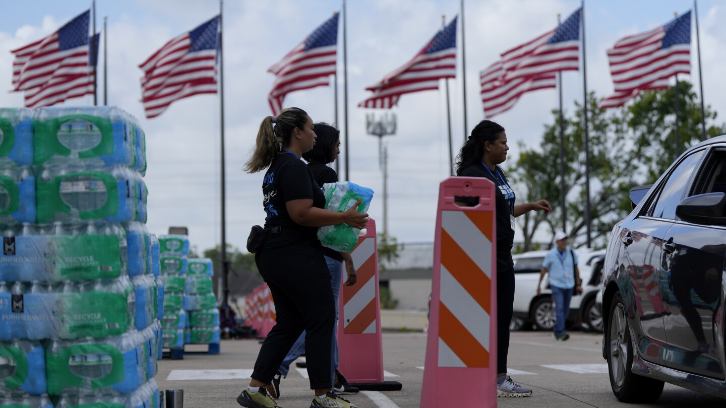 Tracking Beryl: Millions left without power amid dangerous Houston heat